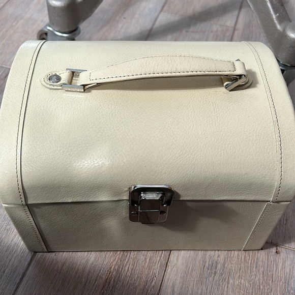 Rowallan Real Leather Vintabe Jewely Box - Picture 8 of 16